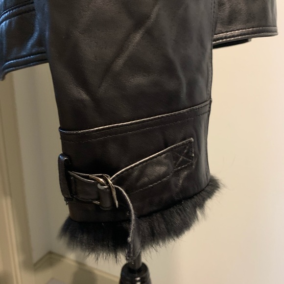 Danier leather jacket. Rabbit fur trim. - Picture 4 of 7